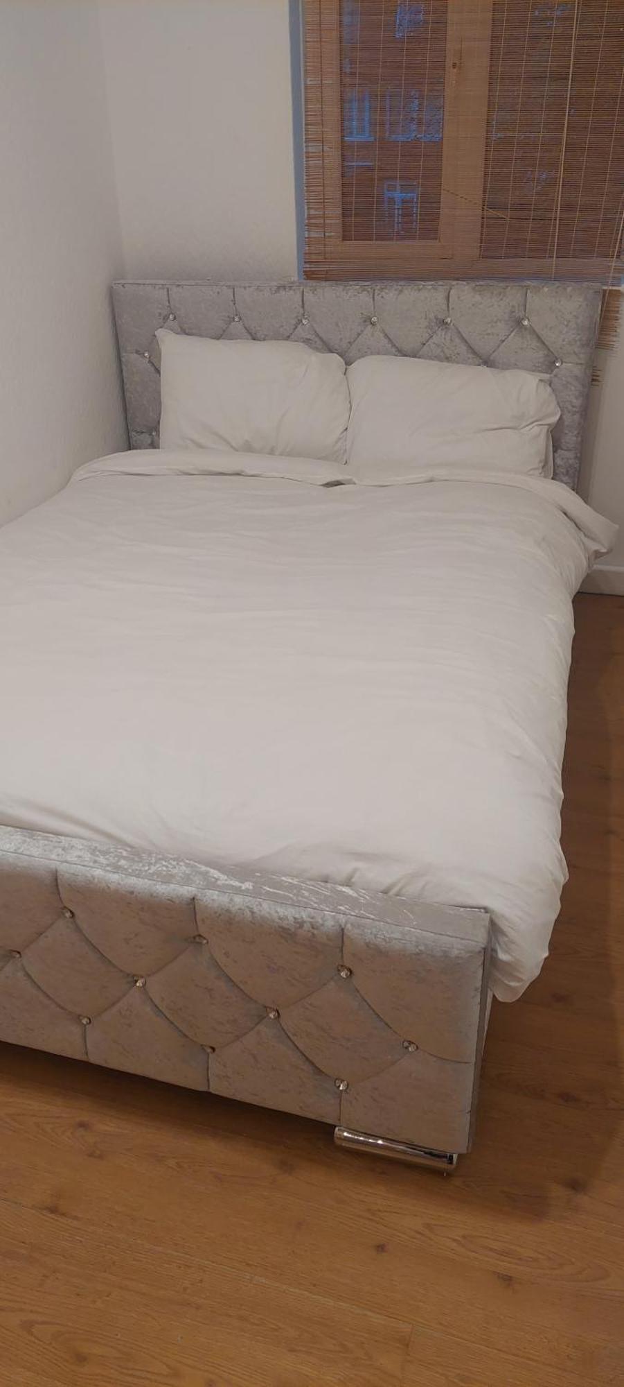 Home Away In A Close Thamesmead  Ngoại thất bức ảnh